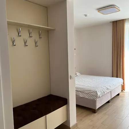 жк «сонячний квартал» Apartment *