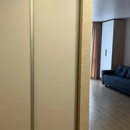 жк «сонячний квартал» *