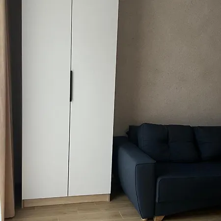 жк «сонячний квартал» Apartment *