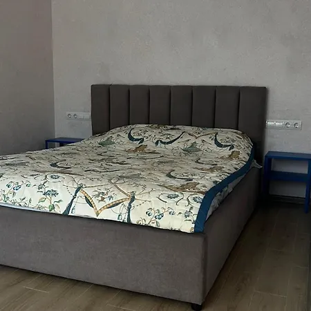 жк «сонячний квартал» Apartment Solochin