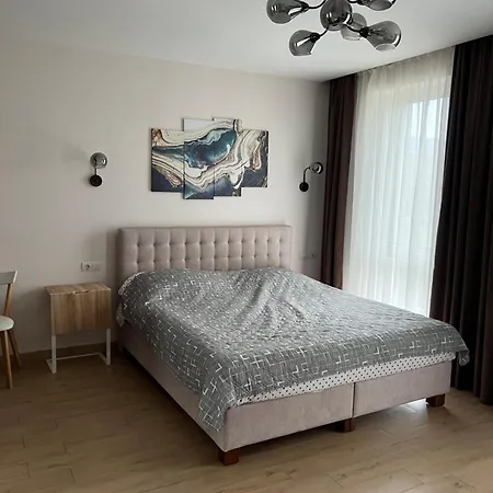 жк «сонячний квартал» Apartment