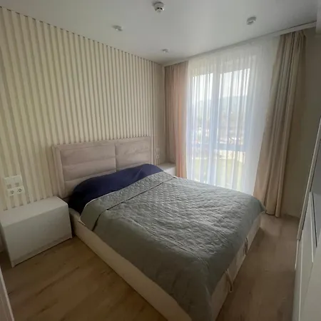 жк «сонячний квартал» Apartment Solochin