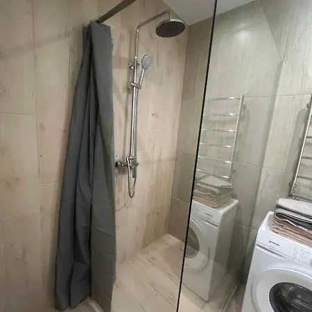 жк «сонячний квартал» Apartment *
