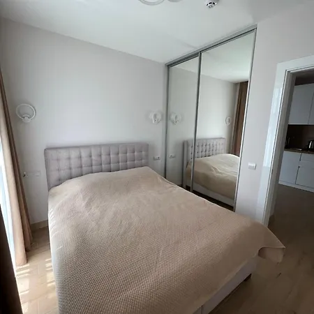 Apartamento жк «сонячний квартал»