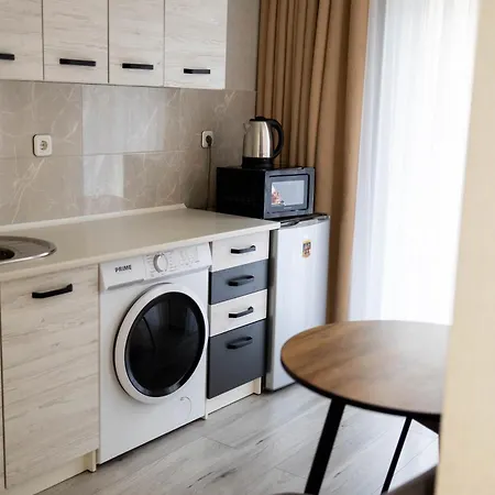 жк «сонячний квартал» *