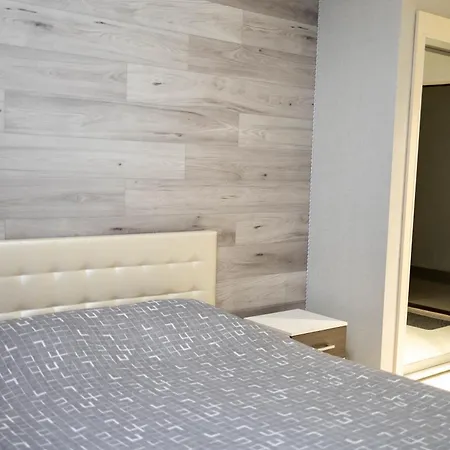 жк «сонячний квартал» *