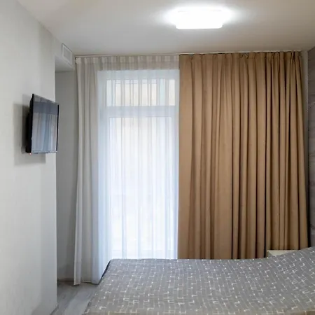 Apartamento жк «сонячний квартал» *