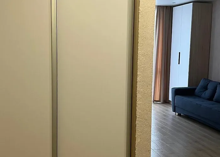 жк «сонячний квартал» *